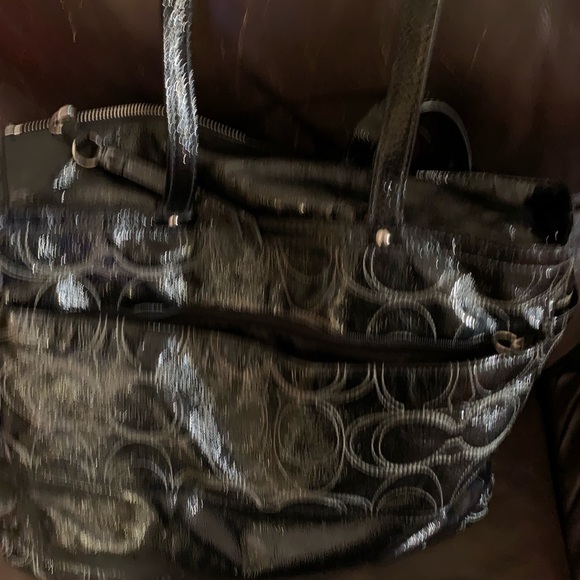 Authentic Coach Patent Leather tote - Picture 3 of 7
